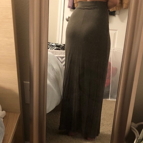 Military green Charlotte Russe maxi skirt - xs - Picture 6 of 7